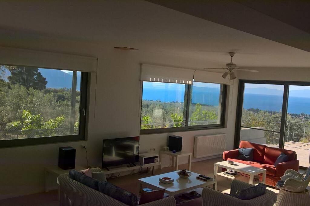 Panoramic View Summerhouse Loukissia Екстер'єр фото