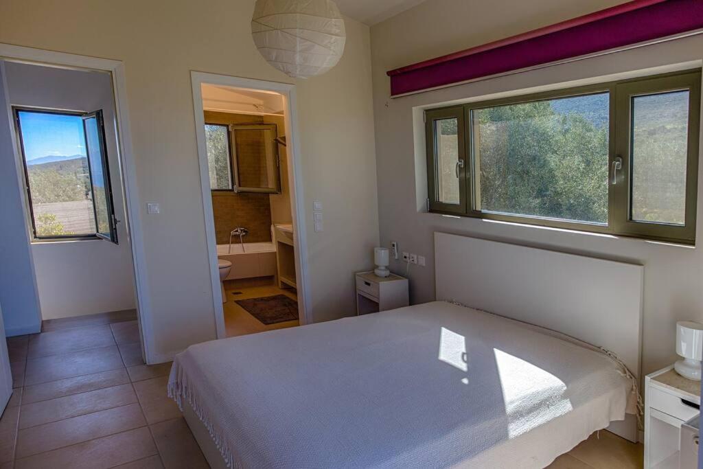 Panoramic View Summerhouse Loukissia Екстер'єр фото