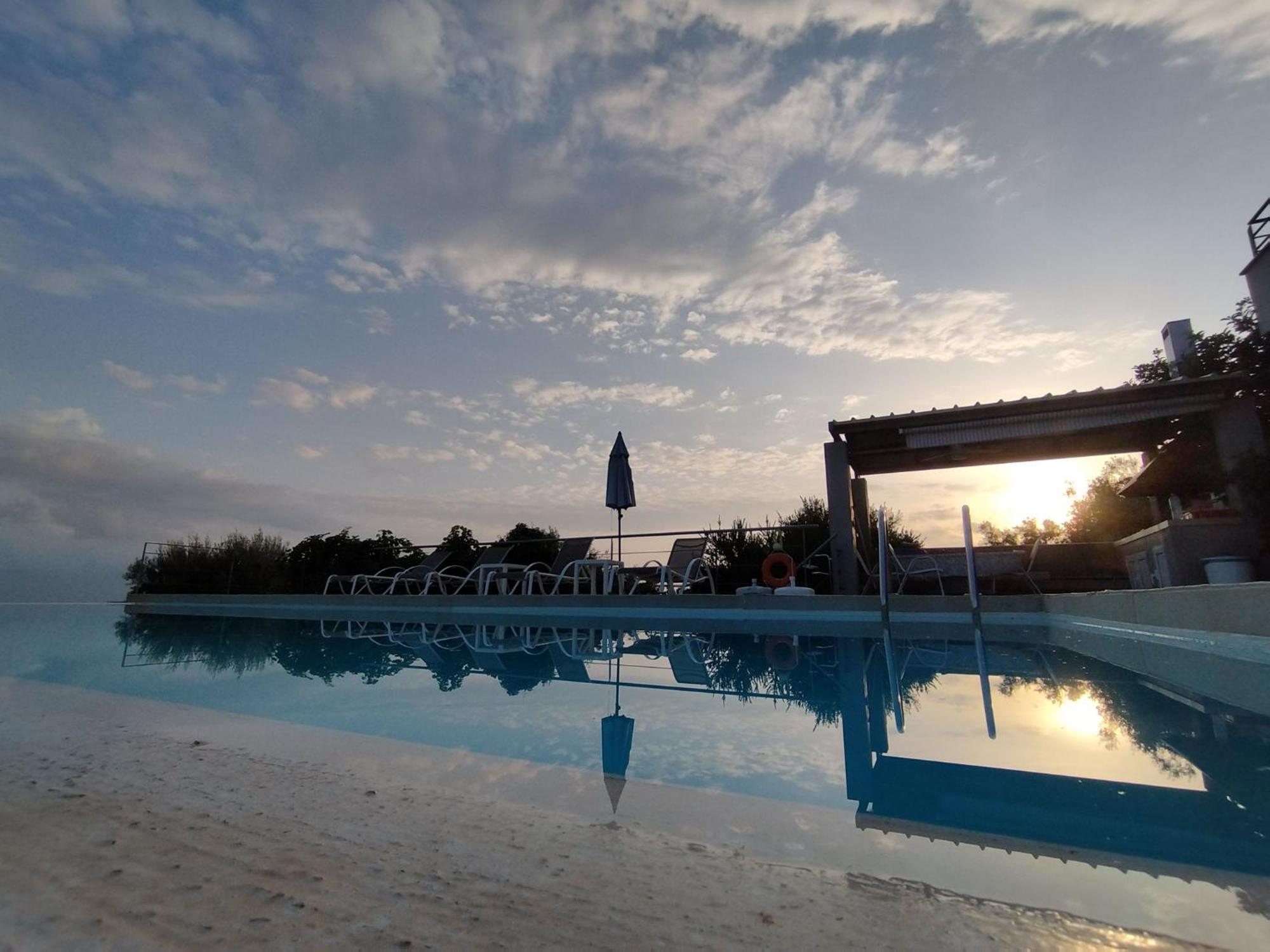 Panoramic View Summerhouse Loukissia Екстер'єр фото